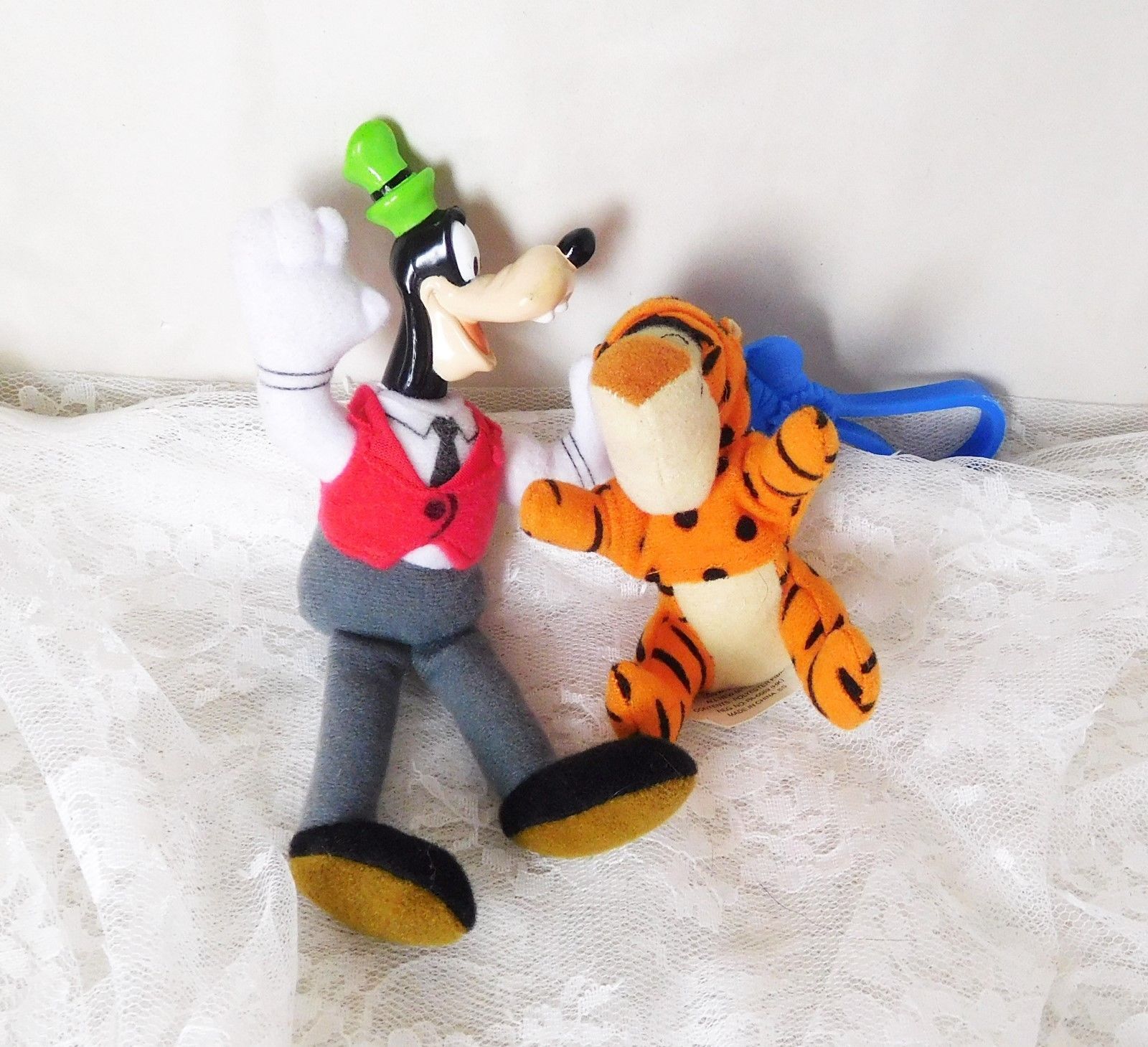 all MIP complete set of 6 “Tigger movie” 2002 McDonalds  Winnie the Pooh 