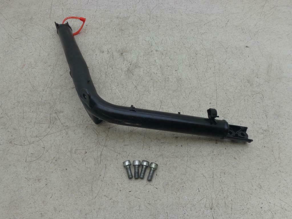 2004 2005 2006 Harley Davidson VROD LOWER RIGHT FRAME RAIL ENGINE