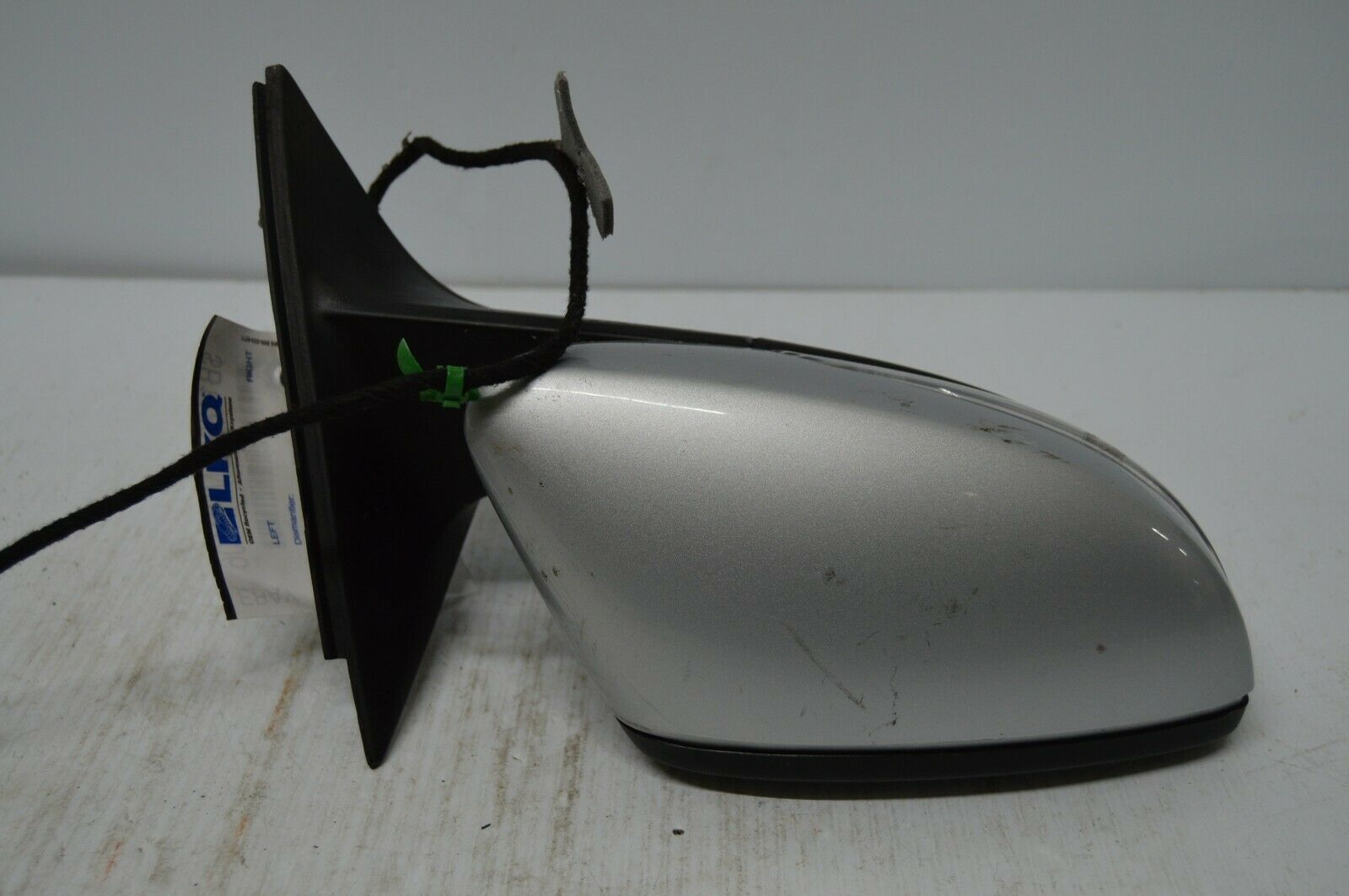 20132015 VOLKSWAGEN PASSAT REAR VIEW SIDE MIRROR RIGHT SILVER AF40003