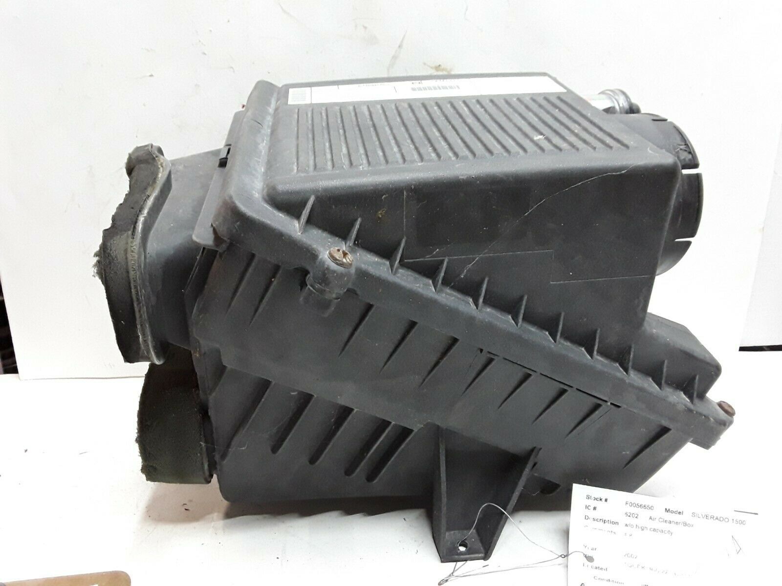 99 00 01 02 Chevy Silverado GMC Sierra Avalanche 4.8 L engine air