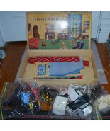 Renwal Ideal Tiny Plastic Living Room Furnitur Dollhouse Set W/ Many Pie... - £224.93 GBP