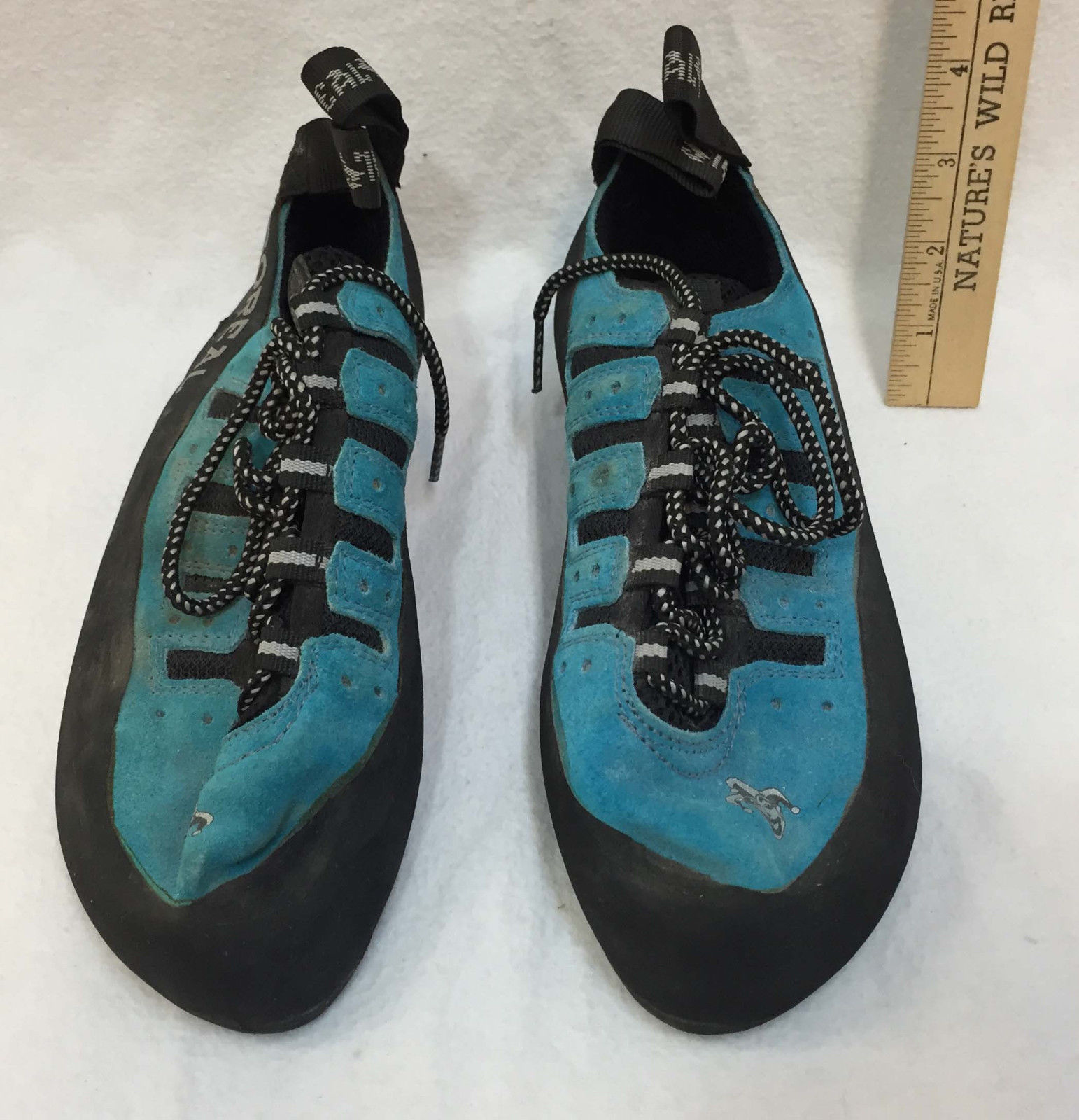 climbing shoes size 6