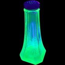 Green Depression Glass, Hocking Princess salt or pepper shaker (vaseline... - $34.99