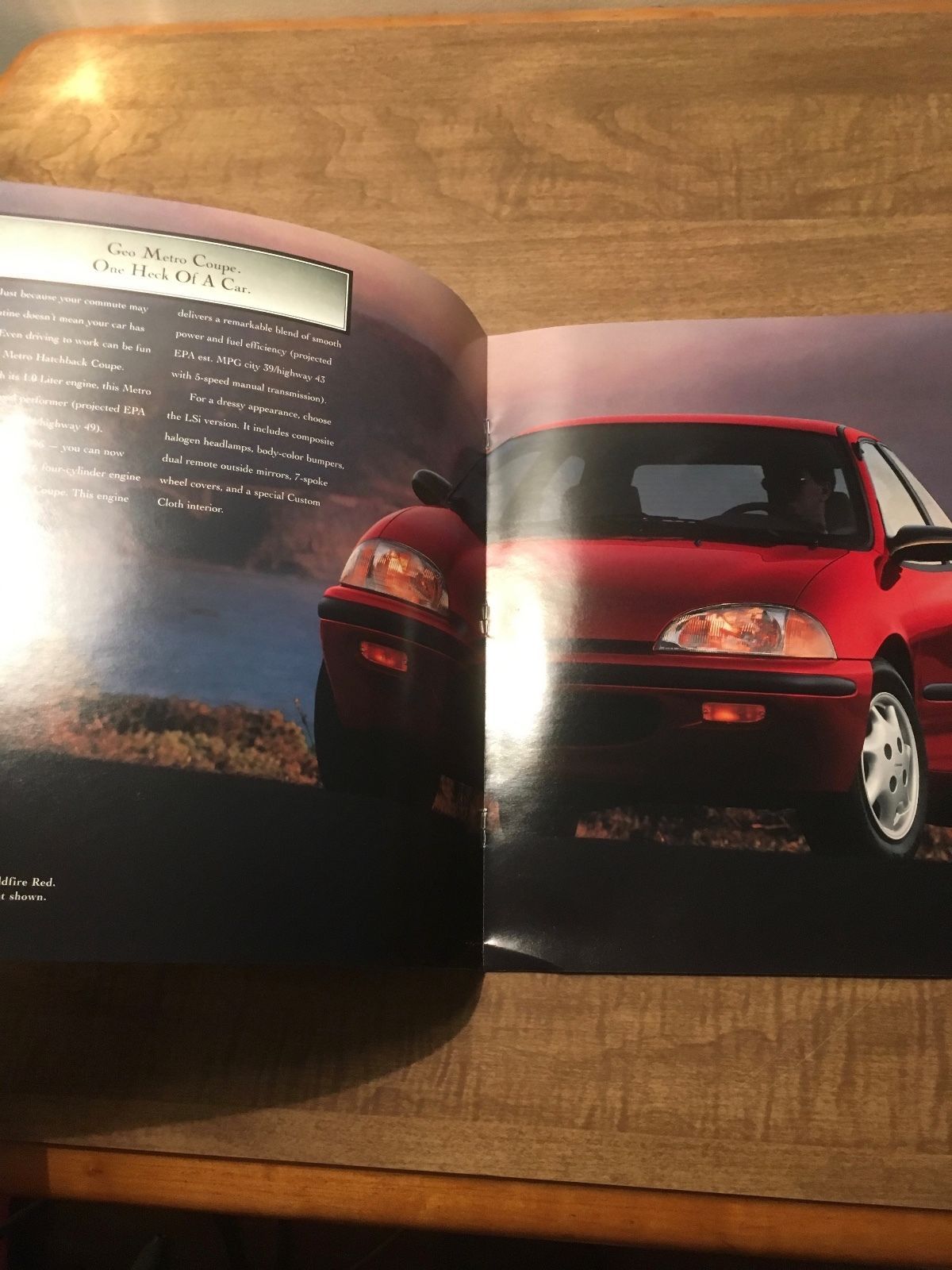 Canada 1998 Chevrolet Geo Metro 14-page Sales Brochure Catalog 