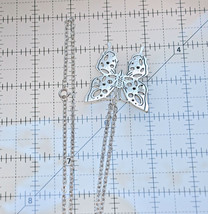 vintage silver butterfly pendant necklace - $4.94