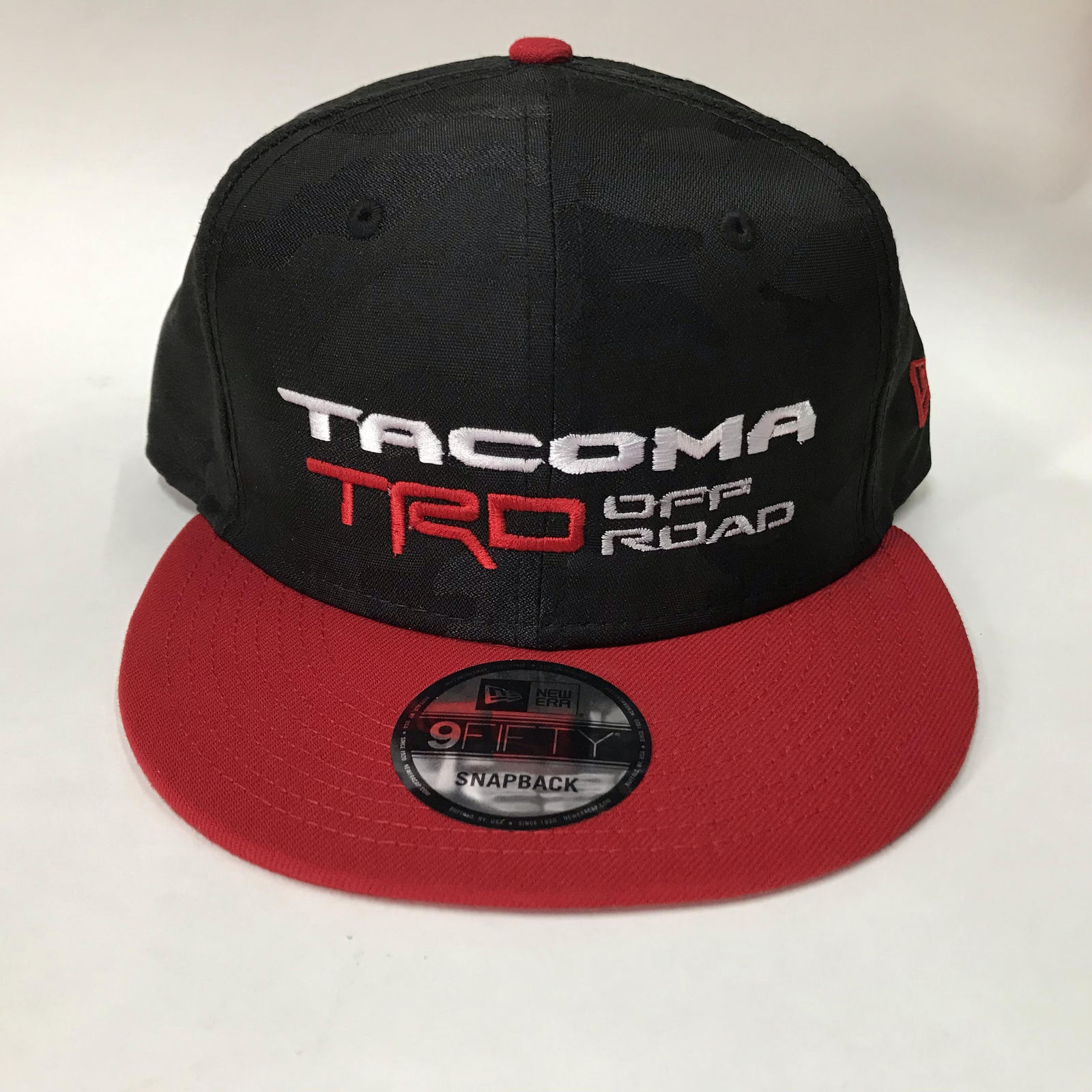 New Era 9FIFTY TOYOTA TRD OFF ROAD BLACK CAMO FLAT BILL SNAPBACK
