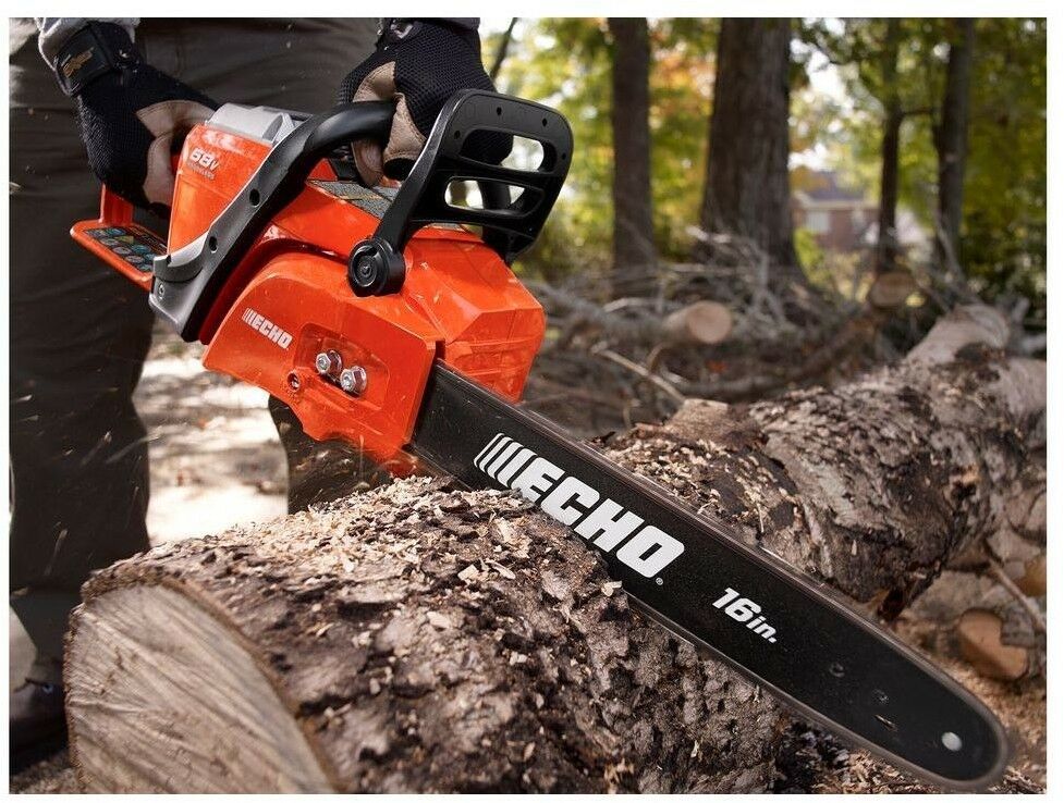 ECHO Cordless Chainsaw 16 in. 58Volt LithiumIon Brushless Automatic