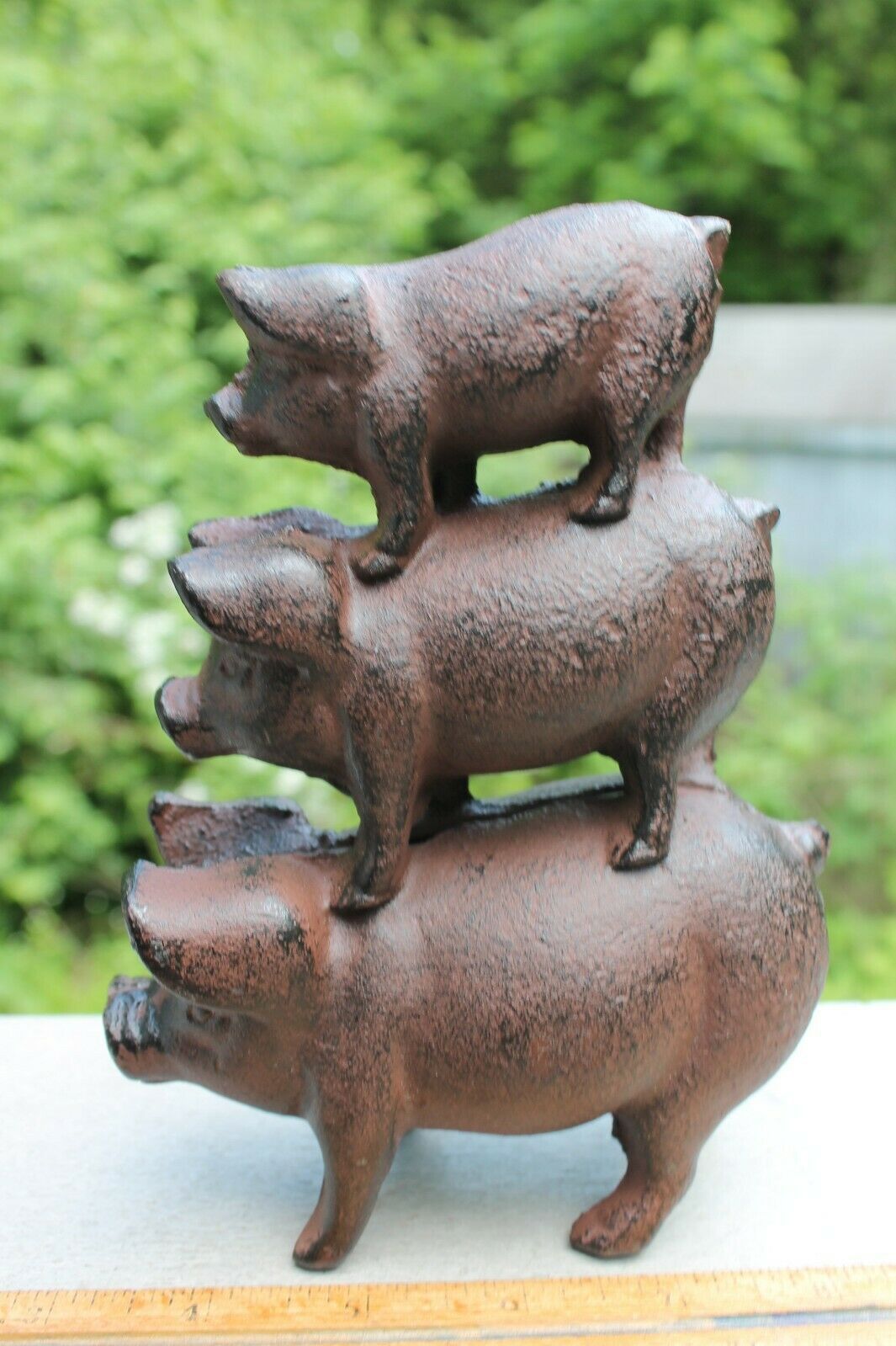 New Cast Iron Pig Stack 3 Stacked Pigs Figurine Doorstop or Bookends ...