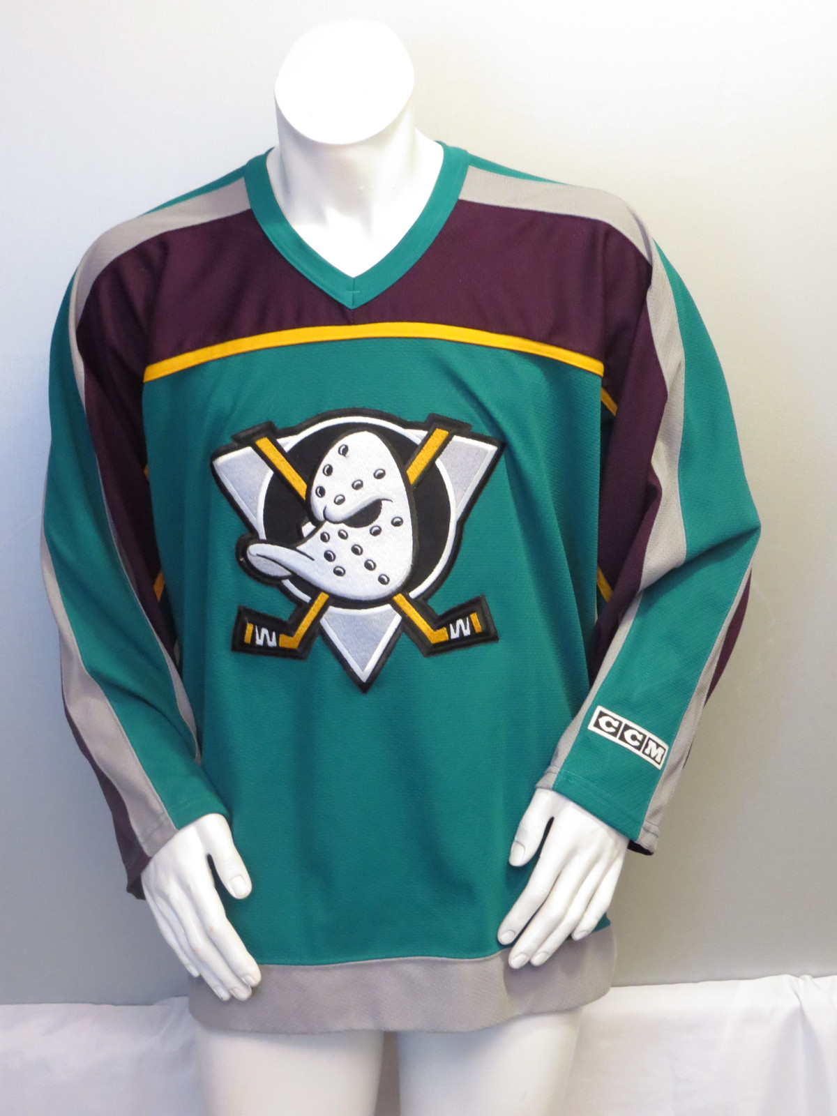 mighty ducks jersey large