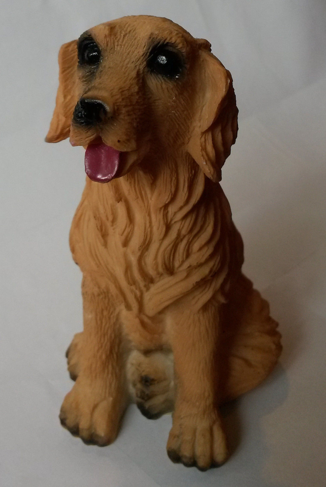 golden retriever dog figurine