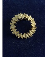 Vintage GoldTone Wreath Pin - $8.00