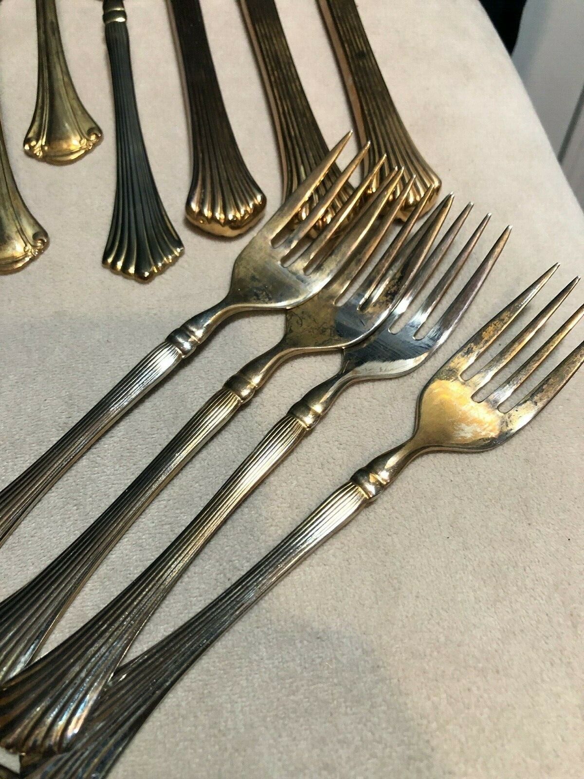 Vintage Royal Gallery Flatware 25 PIECE SET WITH WOODEN BOX Flatware