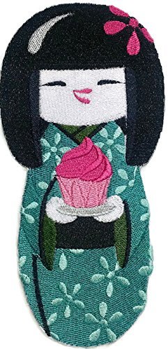 [Custom] Krafty Kokeshi Japanese Doll [Kokeshi and Cupcake] Embroidery Iron On/S