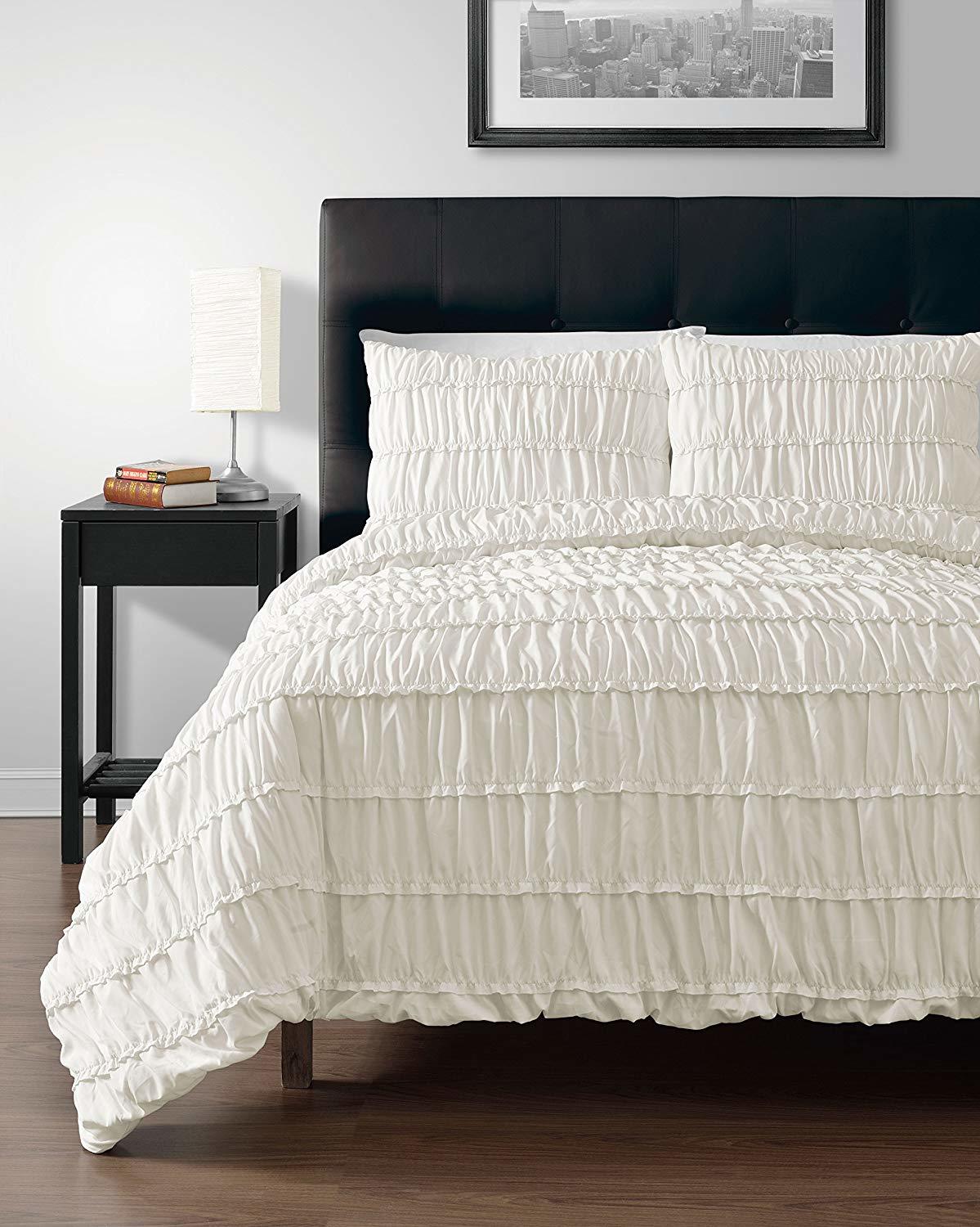 Ruched 3pc Comforter Set Pinch Pleat Ruffled, Ivory for a Full Size Bed