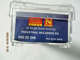 Micro-Trains # 06500246 Industrial Molasses Co.39' Tank Car Sweet Liquid Series image 5