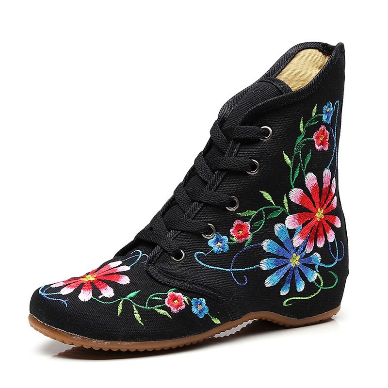 Veowalk Retro Women Embroidered Cotton Lace-up Short Flat Boots,Autumn Ladies Ca
