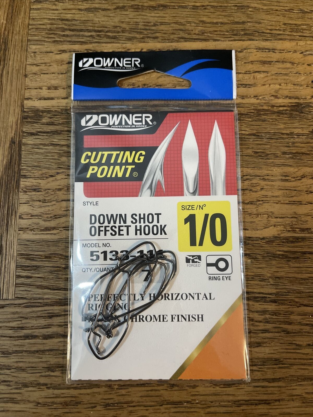 Owner cutting point down shot offset hook size 1/0