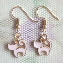 Cute Pink Cat Earrings >> Combined Shipping << (10932) - $3.75