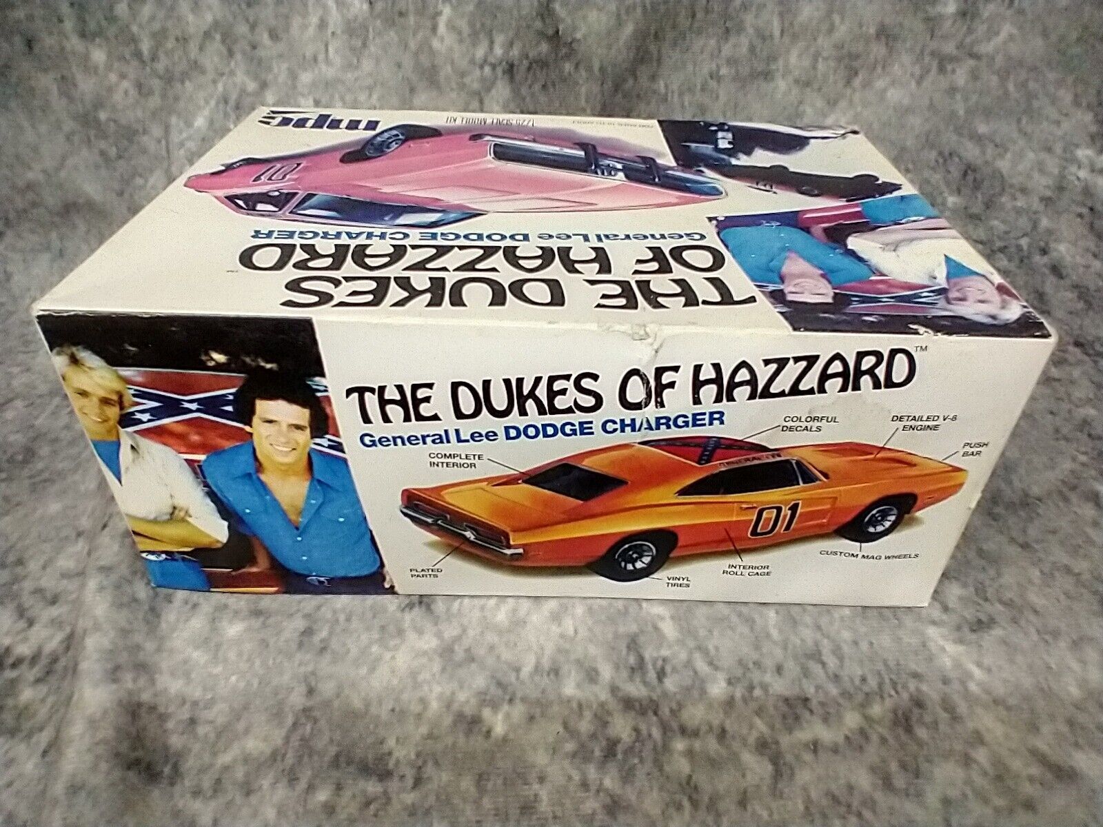 Dukes of Hazzard General Lee Model Car Kit 1/25 Scale Dodge Charger MPC ...