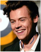 HARRY STYLES Authentic Hand Signed Autographed Photo 12902 - $125.00