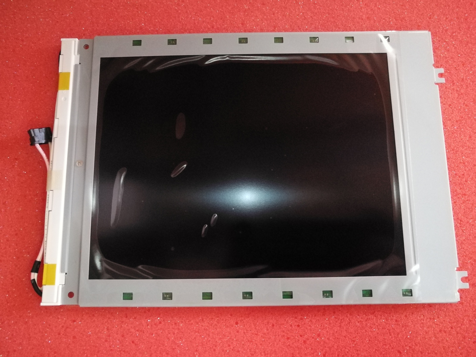 New EW50690NCWU  LCD panel with 90 DAYS warranty