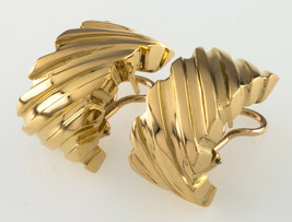 Tiffany &amp; Co. Vintage 18k Gold Huggie Earrings w/ Omega Backs Nice! - $2,881.49