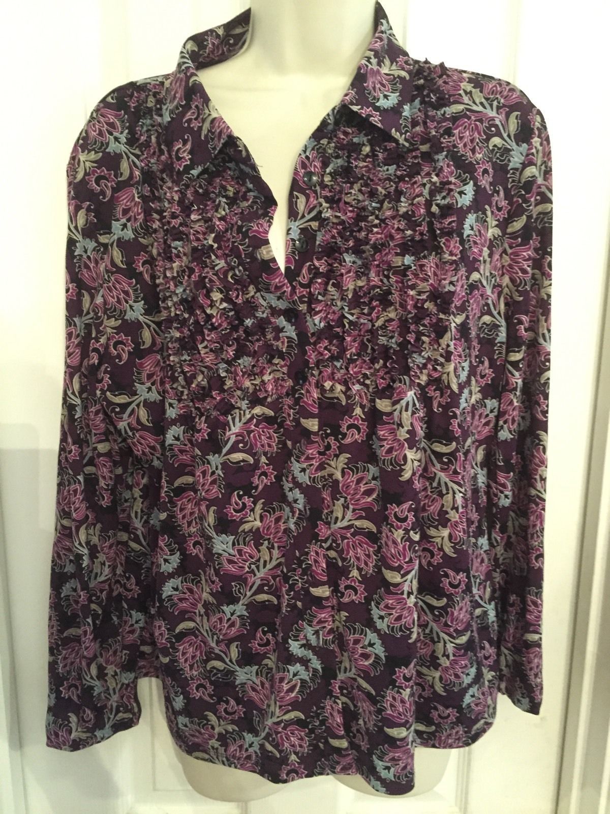 NWOT NY COLLECTION Women/'s Top Blouse Shirt Ruffle Trim V-Neck Size Large
