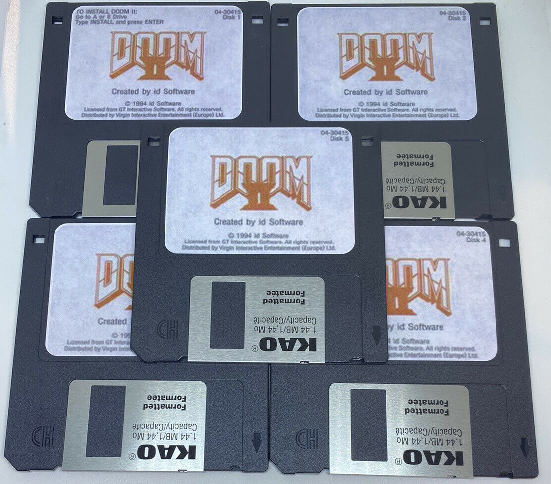 DOOM II PC Game version 1.7 5-Disk set 1.44mb Floppy Disks *Working GR8