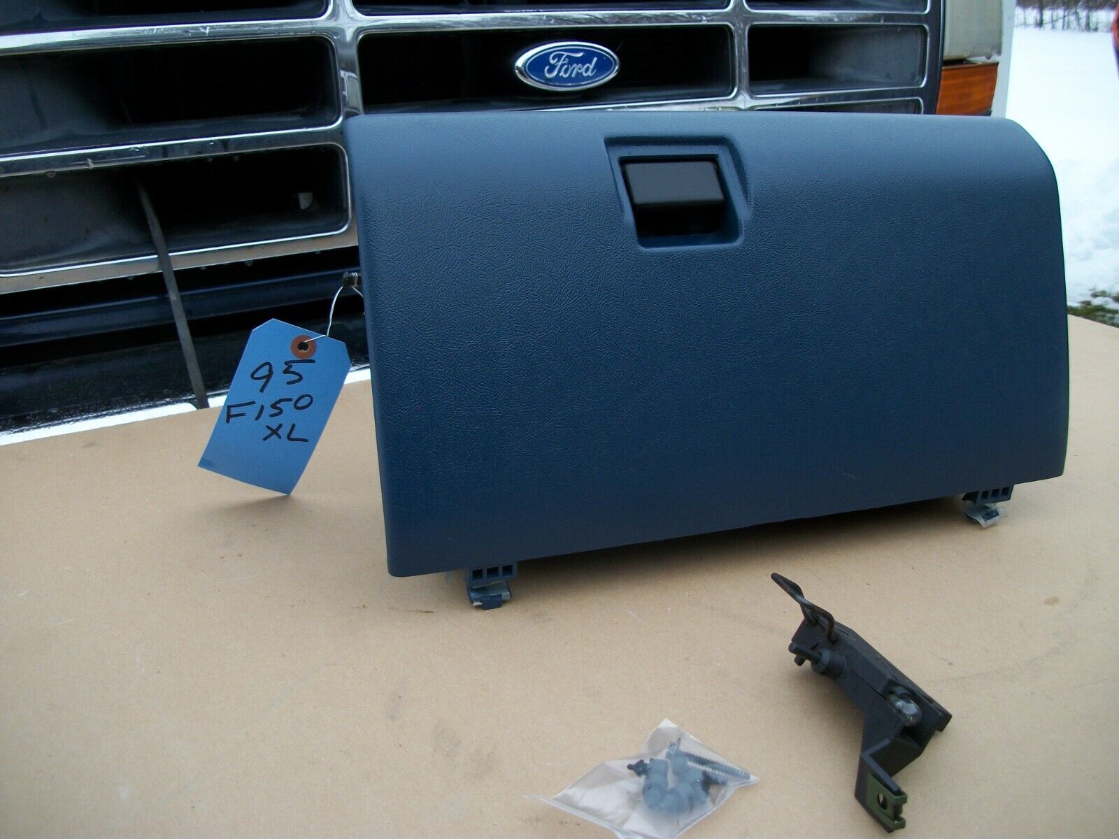 1994 1995 1996 F150 F250 Glove Box Glovebox Assy Light Latch Blue