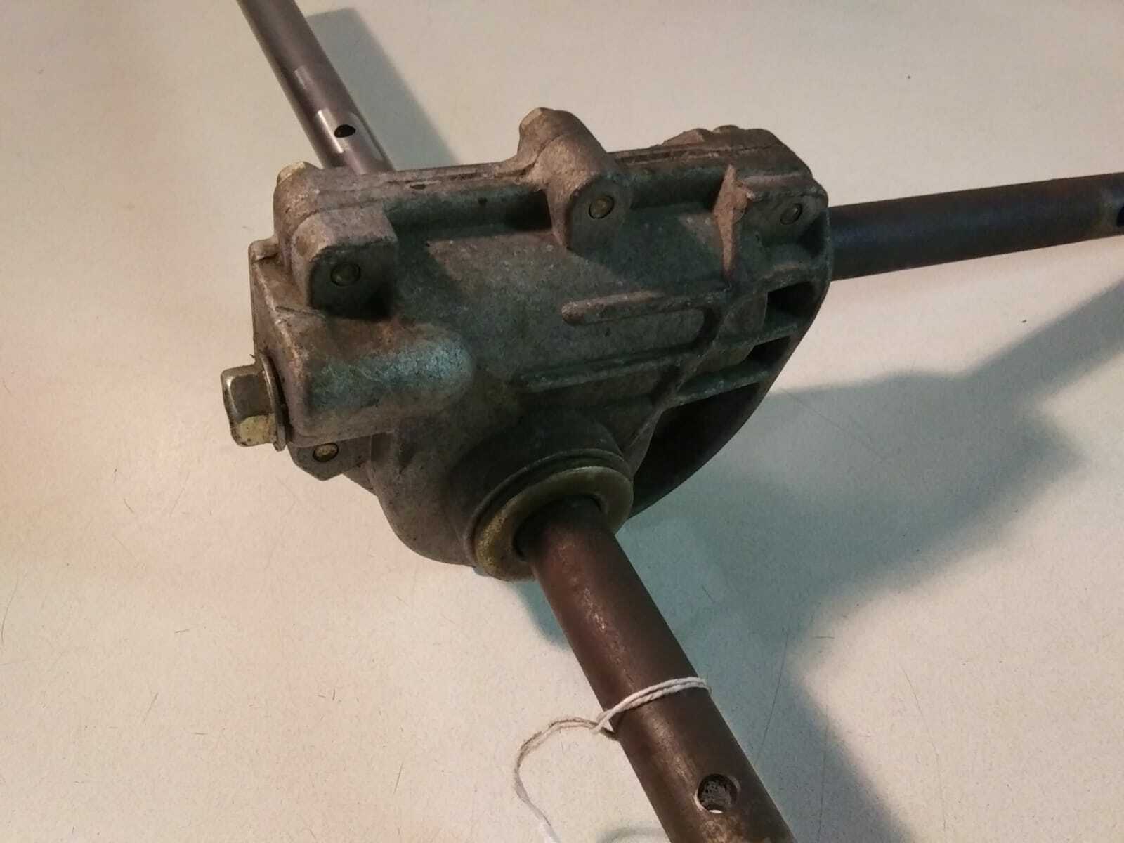 ARIENS SNOW BLOWER AUGER GEAR CASE PART NUMBER 52001700 Snow Blower
