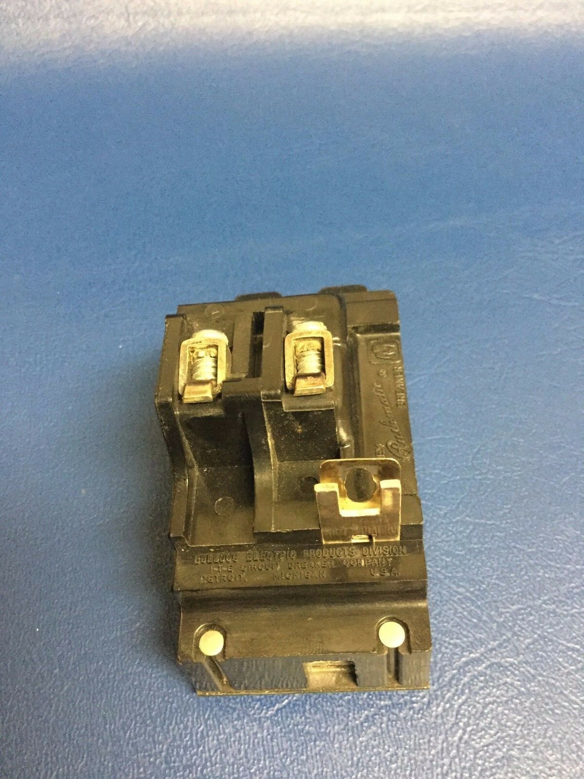 15 20 Amp Pushmatic ITE Siemens P1520 Twin 15 & 20 A Duplex Breaker