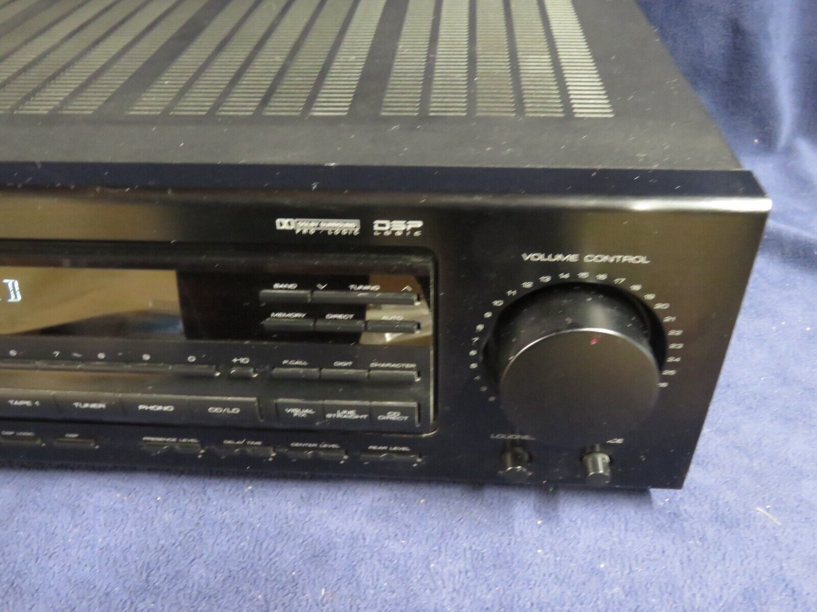 Kenwood A/v Receiver KRV8050 w/ Universal Remote Bundle Receivers