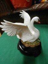 Great HOMCO Large SWAN  Bird Figure on  Base 1987 - $37.21