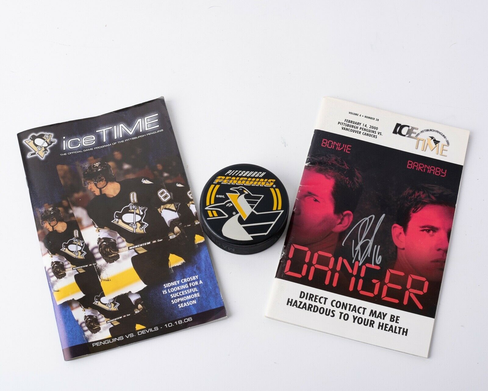 Pittsburgh Penguins Officially Licensed Hockey Puck For Autographs 