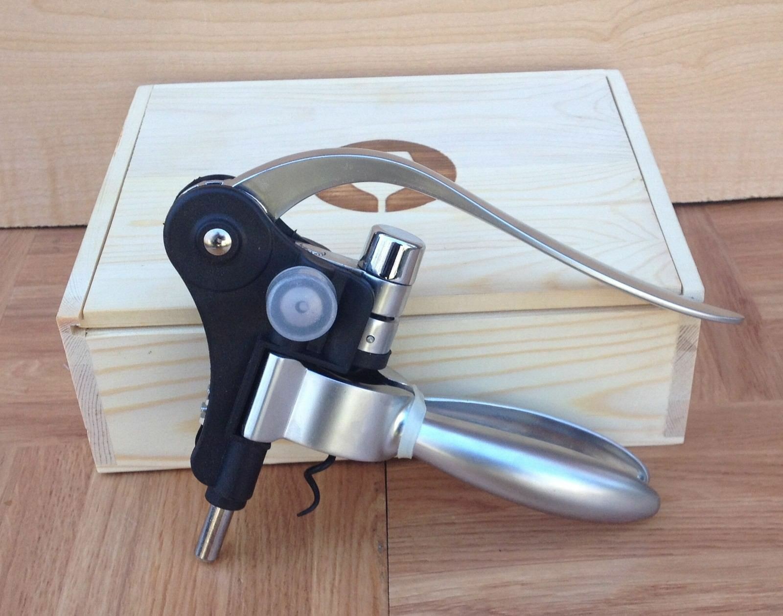 CONNOISSEUR'S Deluxe Pull Lever Corkscrew Wine Bottle Opener