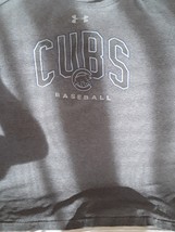 Under Armour Heat Gear Loose Fit Gray MLB Chicago Cubs Graphic T-Shirt Size XL - $12.00