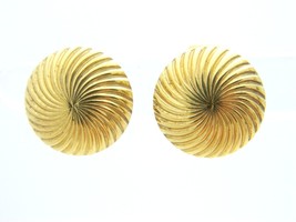 S l1600 thumb200
