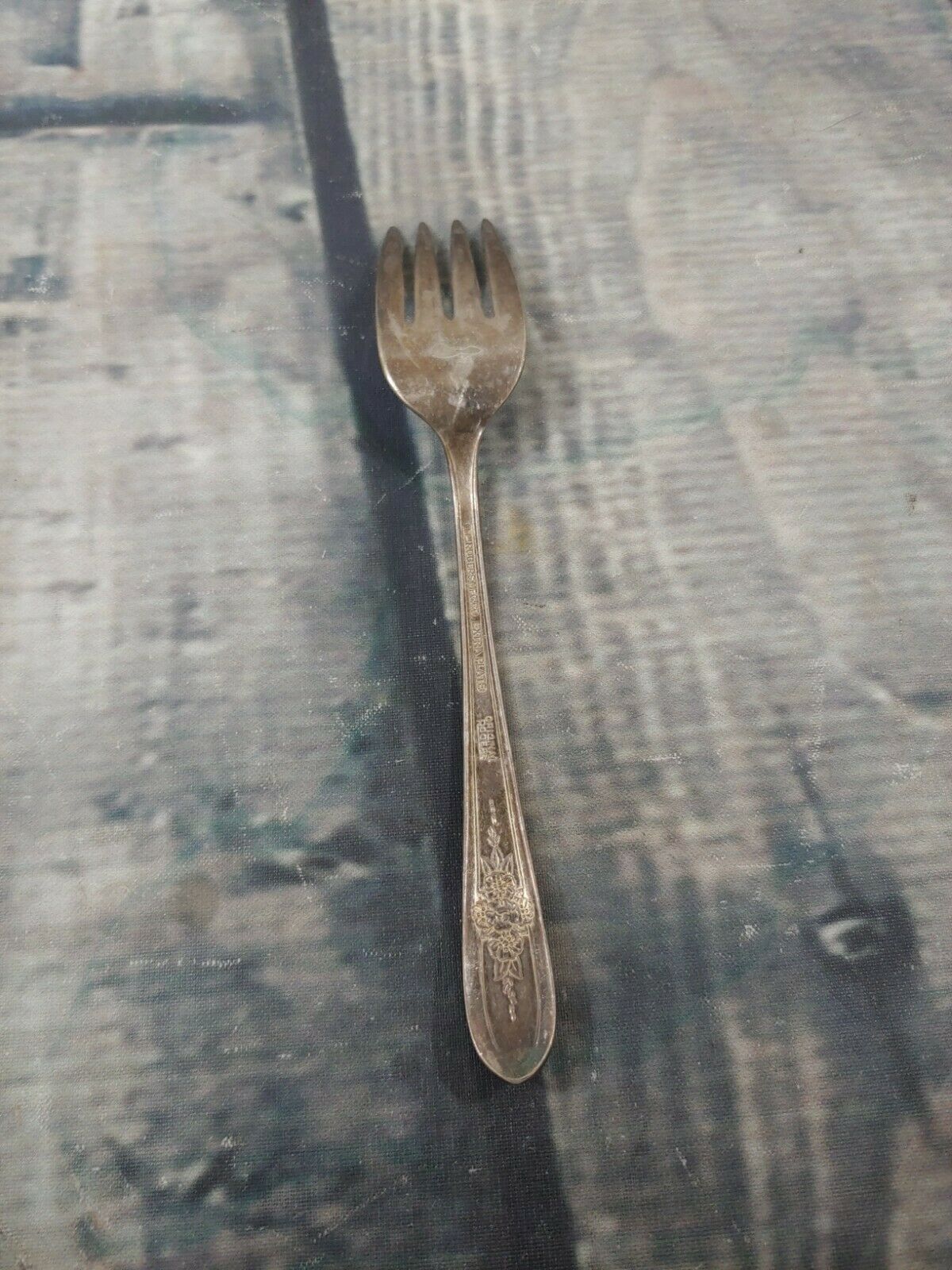 WM ROGERS MFG. CO EXTRA PLATE ORIGINAL ROGERS SILVERWARE 1941 Flatware