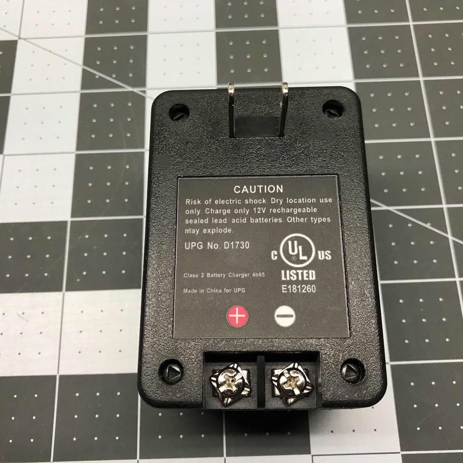 UPG Universal Power Group Auto Sealed Lead Acid Battery Charger