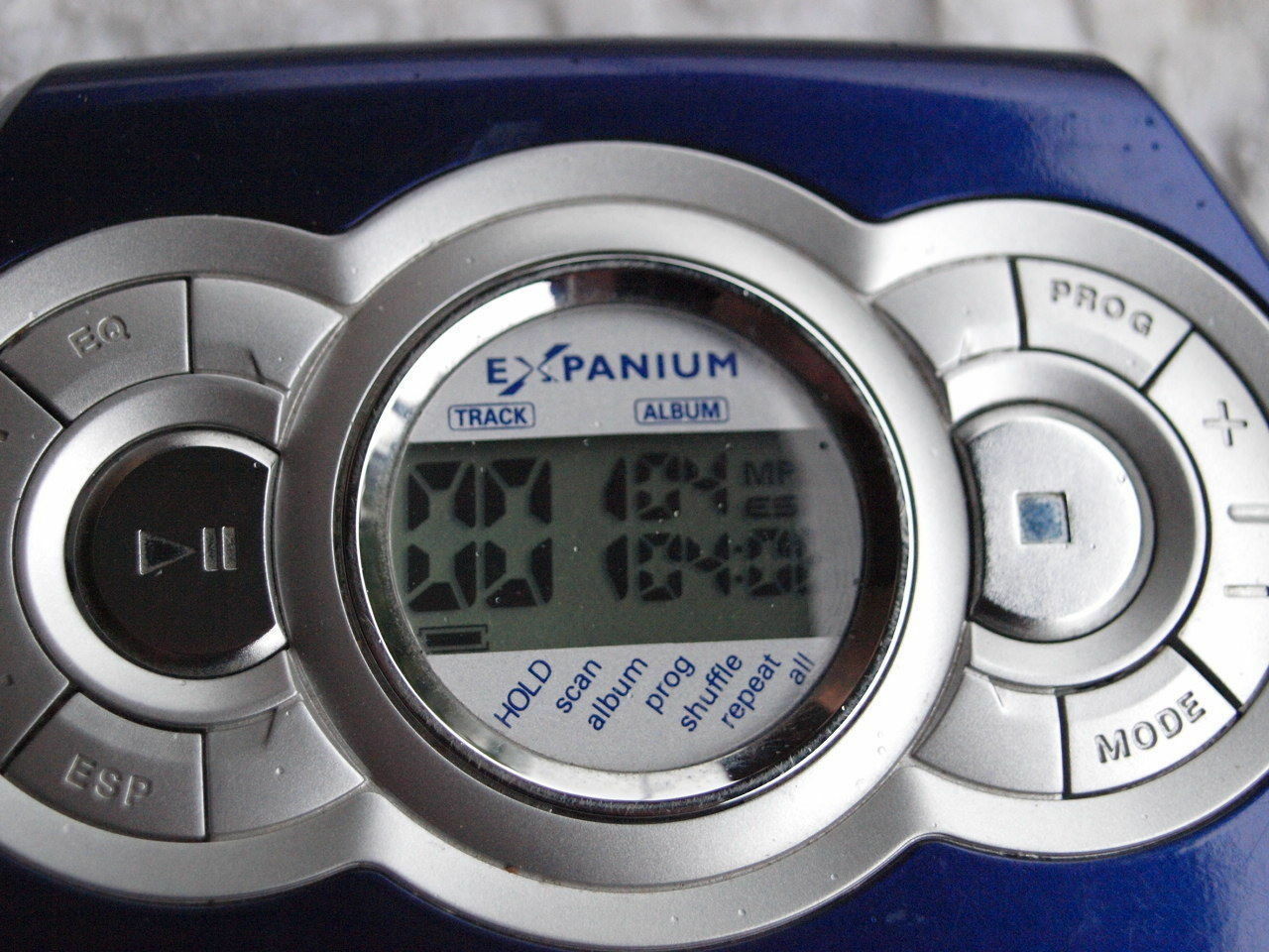 Philips Expanium MP3 CD Portable Player Blue 100 Sec AntiSkip Magic