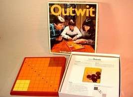 VINTAGE 1978 PARKER BROTHERS BOARD GAME OUTWIT &quot;IT LOOKS EASY TIL YOU TR... - $25.73