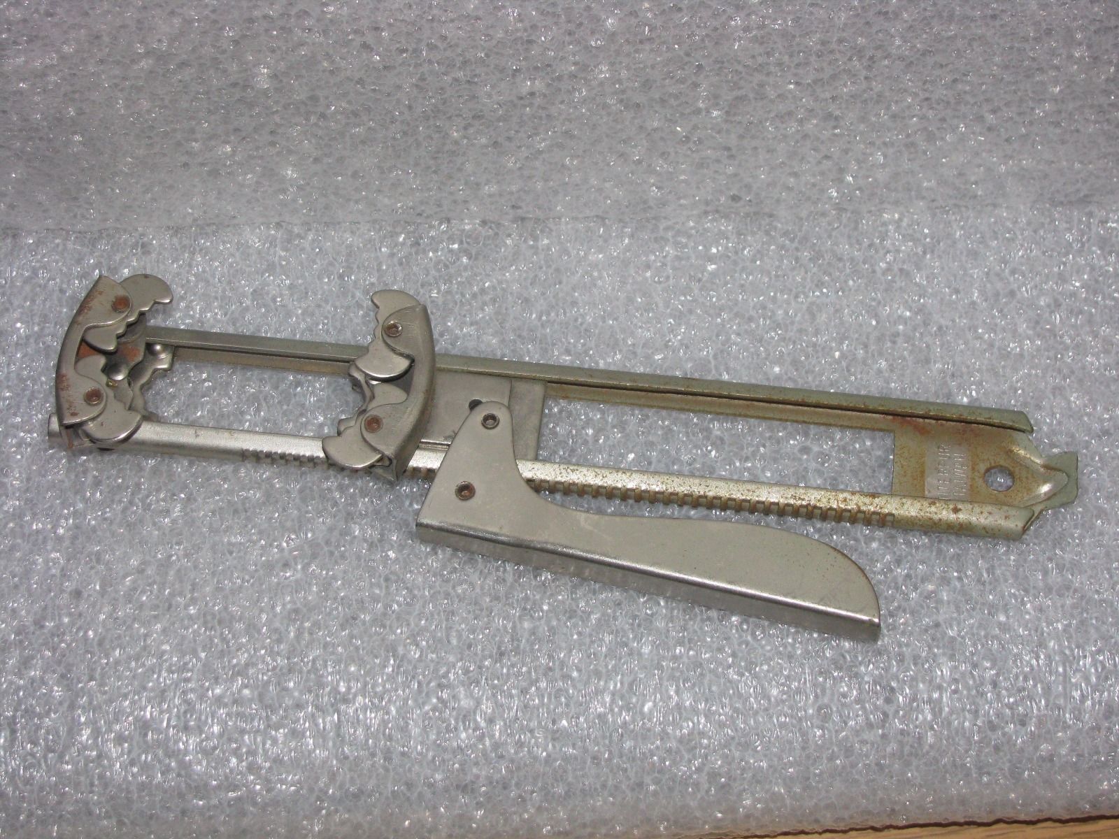 Vintage Interpur Ratchet Ratcheting Jar Can Lid Cap Opener Openers