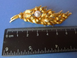 Fashion jewelry bijouterie UK Brooch Pin Leaf Spica BRANCH Gold tone mar... - $8.91