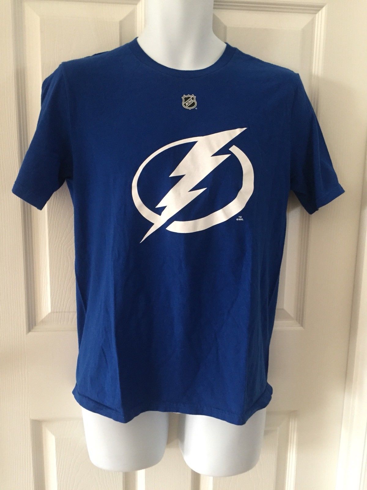 tampa bay lightning youth jersey