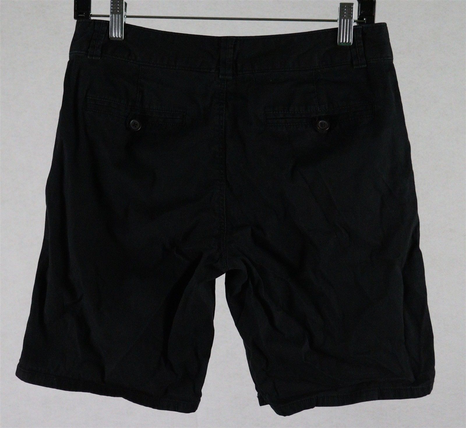 black docker shorts