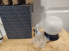 Partylite OCEAN SCENT GLOW LIGHTS UP CANDLE WARMER  NIB - $33.85