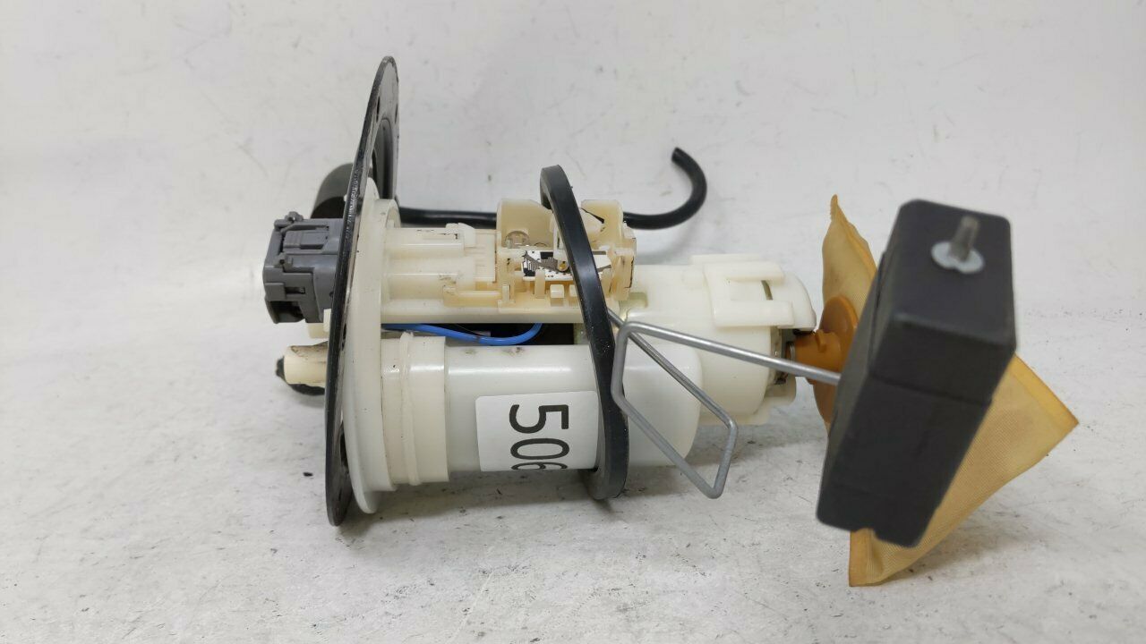 20032005 Honda Civic Electrical Gas Fuel Pump Assembly 50639 Fuel Pumps