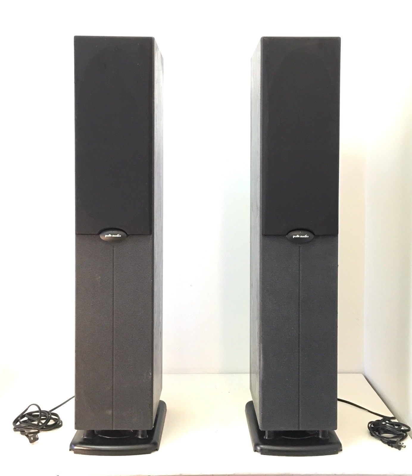 Polk RT1000P Powered Tower Speakers w/ Built in Subwoofers Speaker