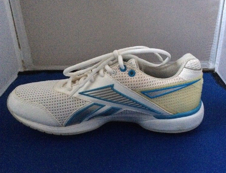 reebok easytone size 5