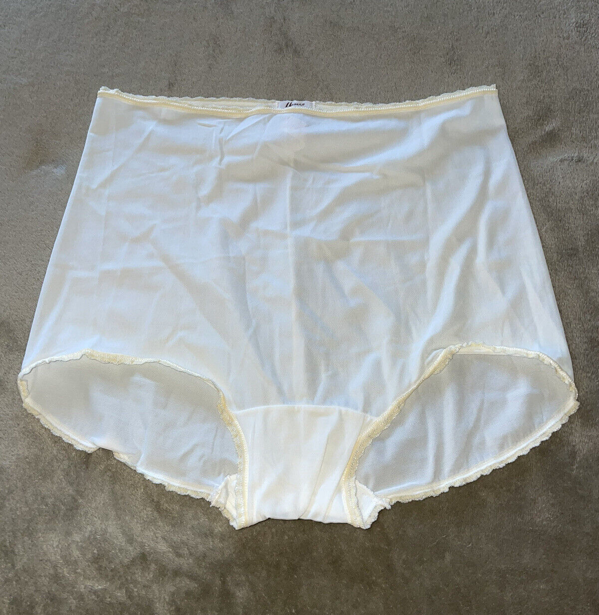 Vintage 60’s Antron HENSON KICKERNICK Size 8 / 42 Hip White Panties ...